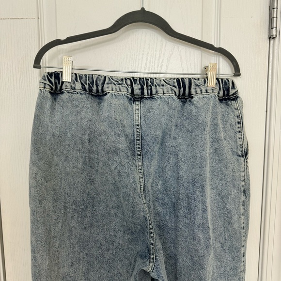 Boohoo Blue Tie Cuff Mid Blue Denim Jogger - Picture 4 of 8